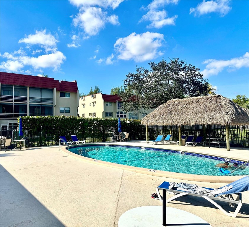 2651 E Sunrise Lks Dr #308 Fort Lauderdale, FL 33322