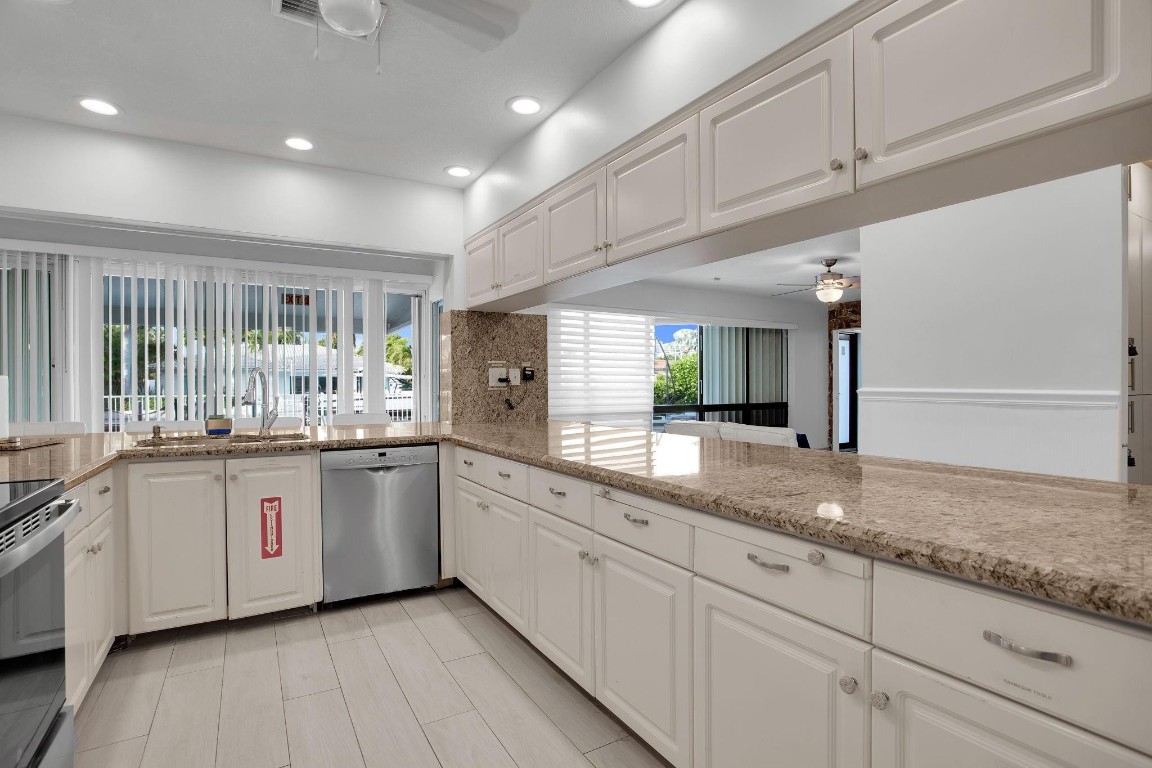 3305 NE 37th St Fort Lauderdale, FL 33308