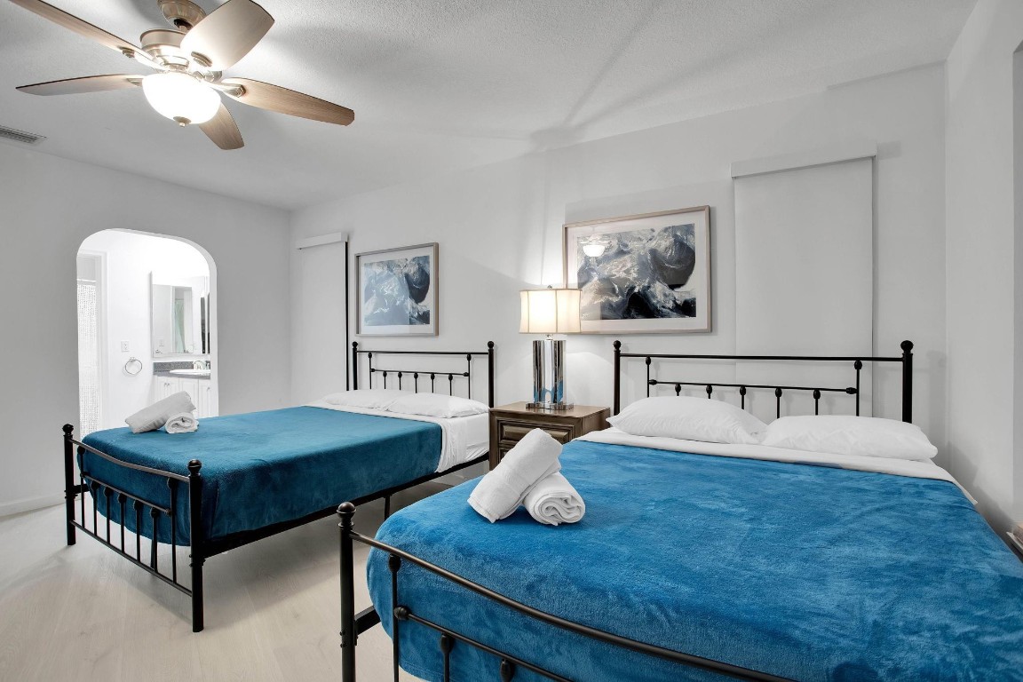 3305 NE 37th St Fort Lauderdale, FL 33308