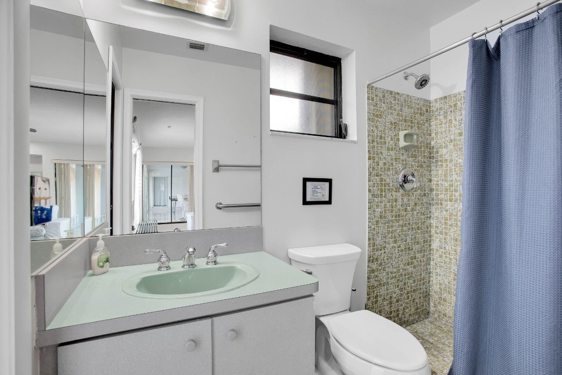 3305 NE 37th St Fort Lauderdale, FL 33308