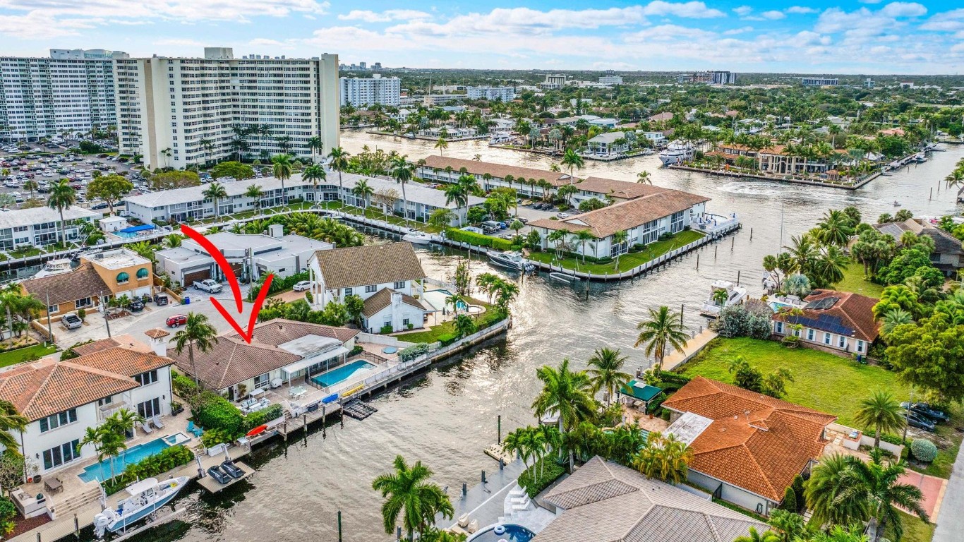 3305 NE 37th St Fort Lauderdale, FL 33308