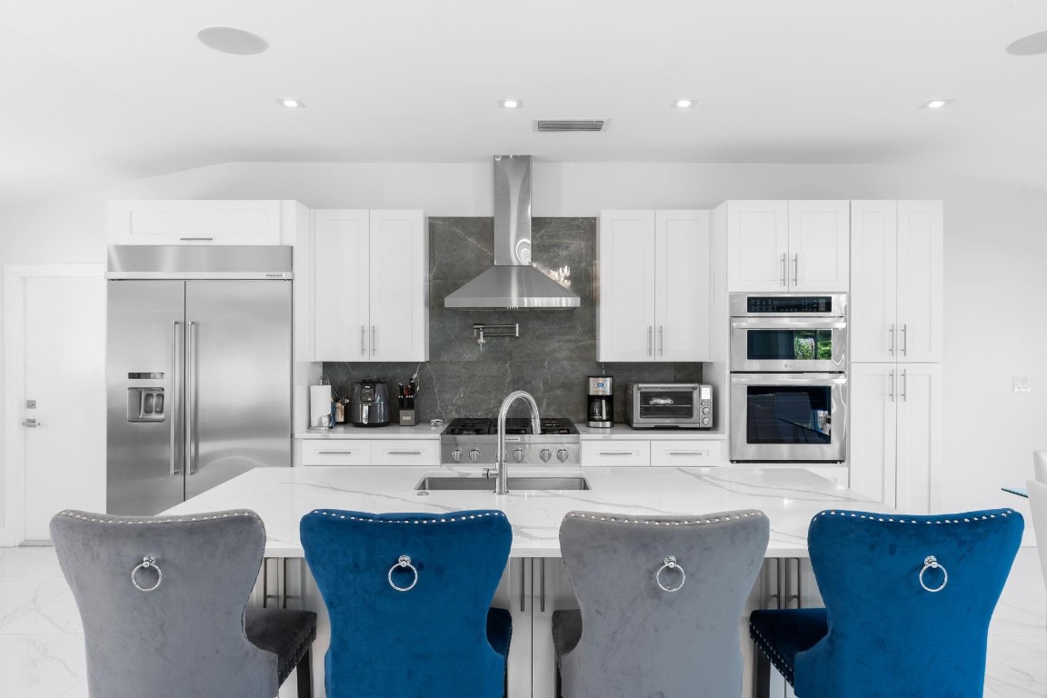 2813 NE 29th Fort Lauderdale, FL 33306