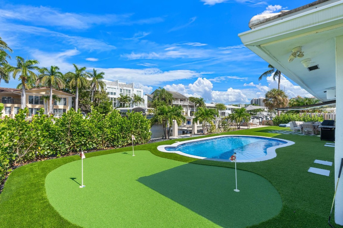 2813 NE 29th Fort Lauderdale, FL 33306