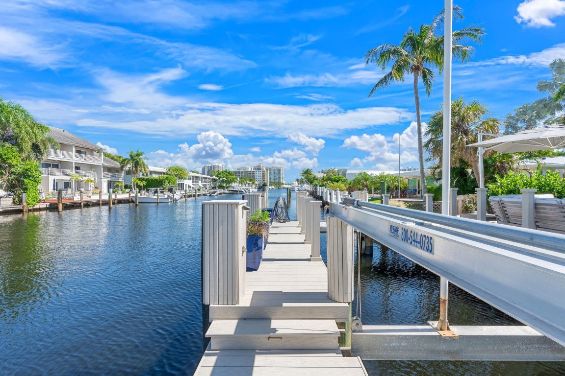 2813 NE 29th Fort Lauderdale, FL 33306