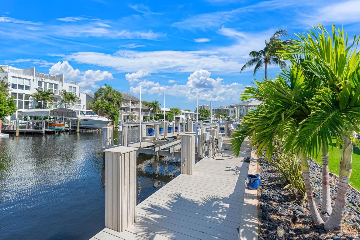 2813 NE 29th Fort Lauderdale, FL 33306