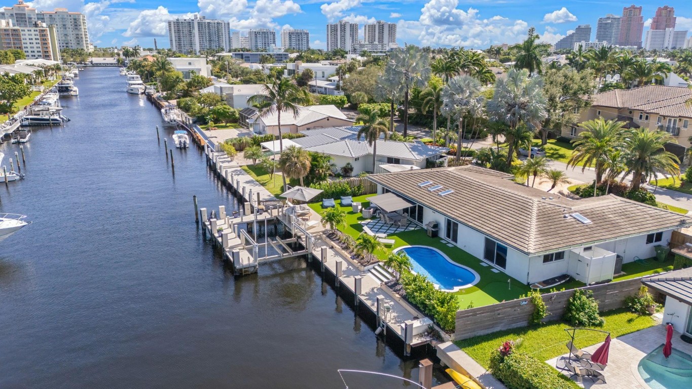 2813 NE 29th Fort Lauderdale, FL 33306