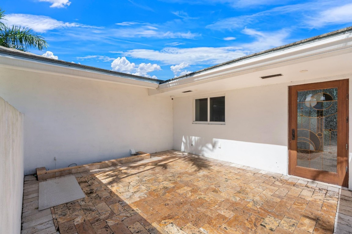 2813 NE 29th Fort Lauderdale, FL 33306