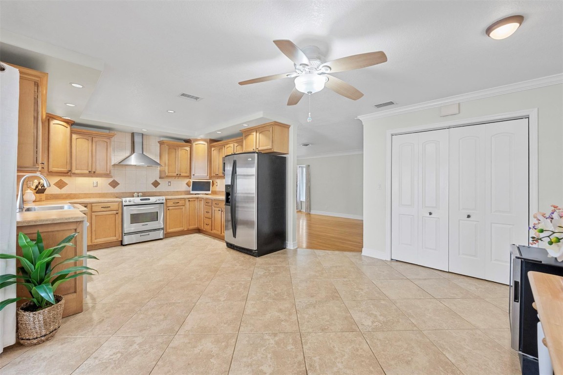 5284 NE 18th Fort Lauderdale, FL 33308