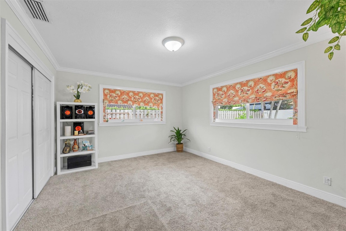 5284 NE 18th Fort Lauderdale, FL 33308