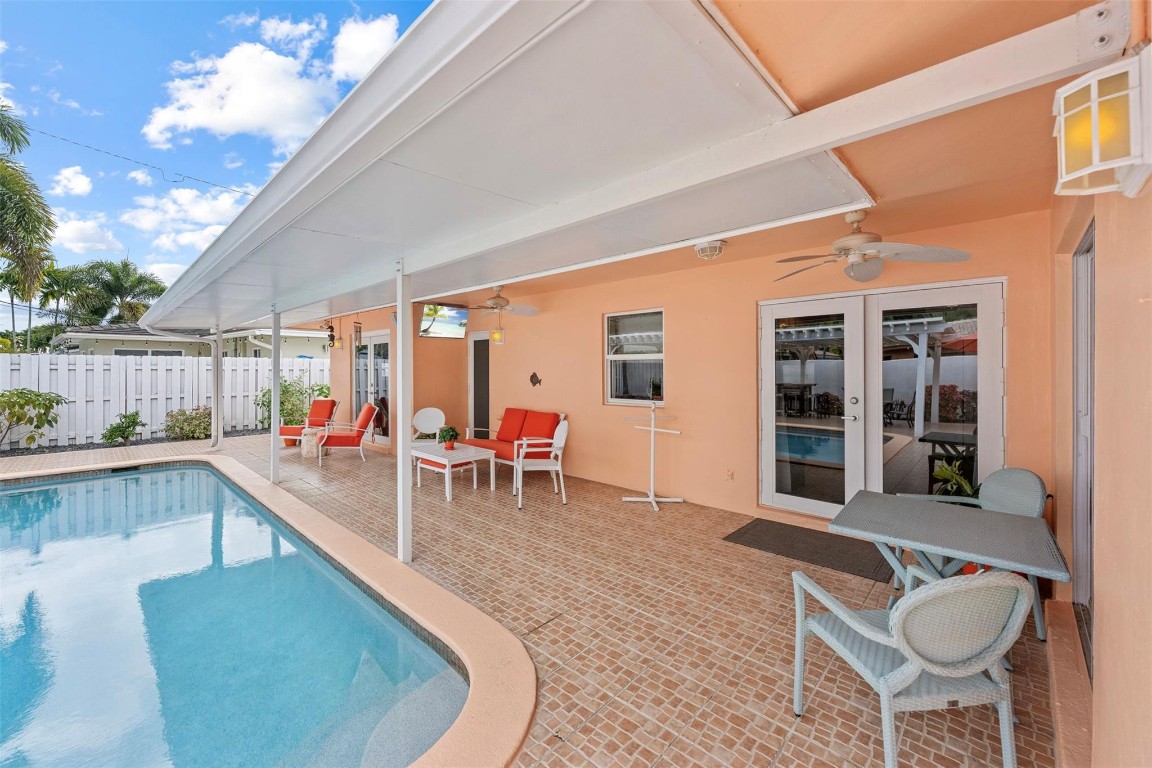 5284 NE 18th Fort Lauderdale, FL 33308