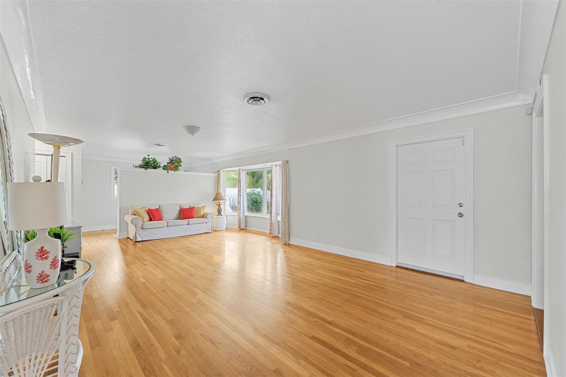 5284 NE 18th Fort Lauderdale, FL 33308