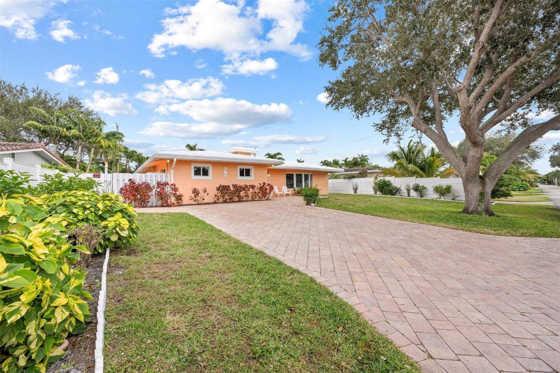 5284 NE 18th Fort Lauderdale, FL 33308
