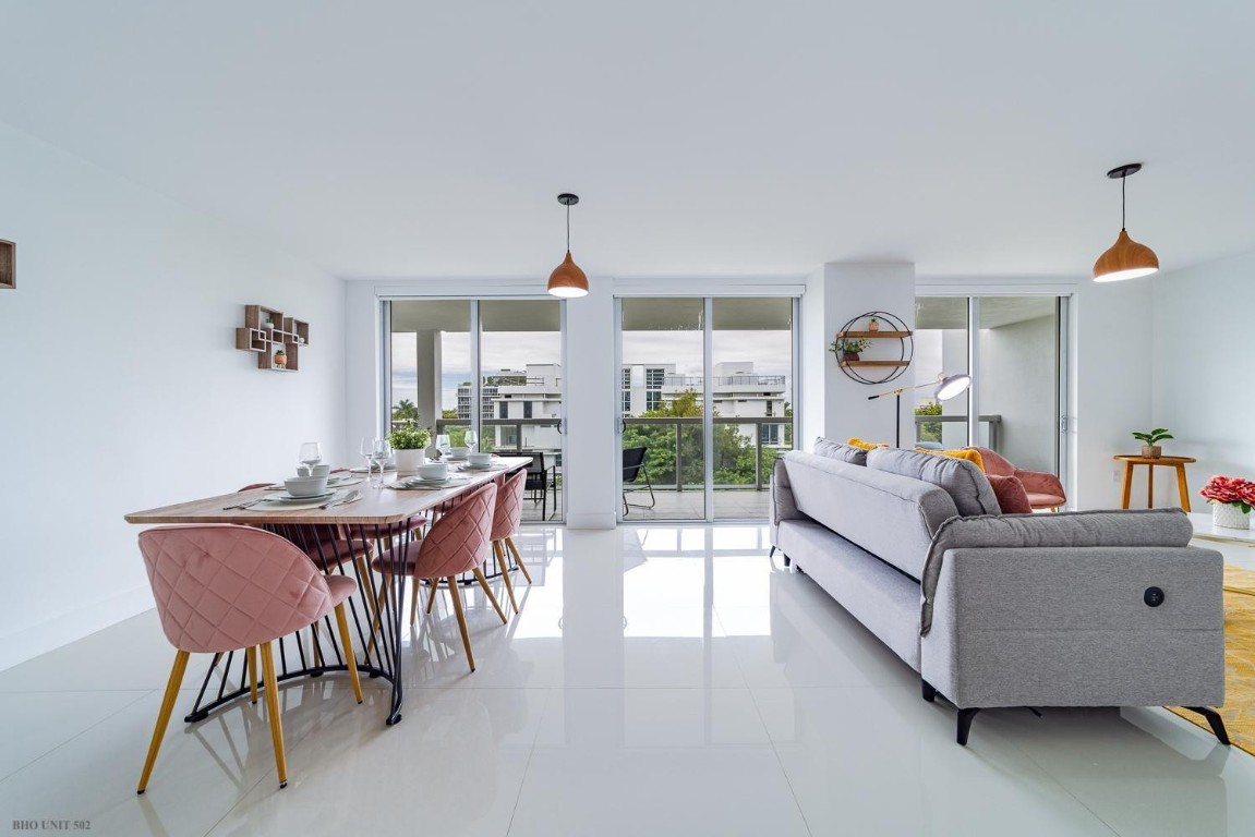 image Bay Harbor One2