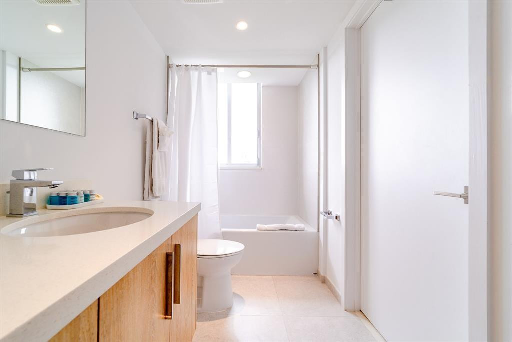 image Bay Harbor One3