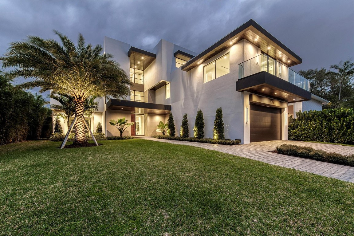 119 N Gordon Fort Lauderdale, FL 33301