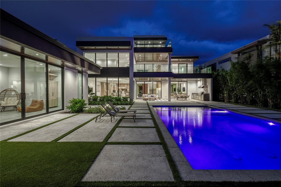 119 N Gordon Fort Lauderdale, FL 33301