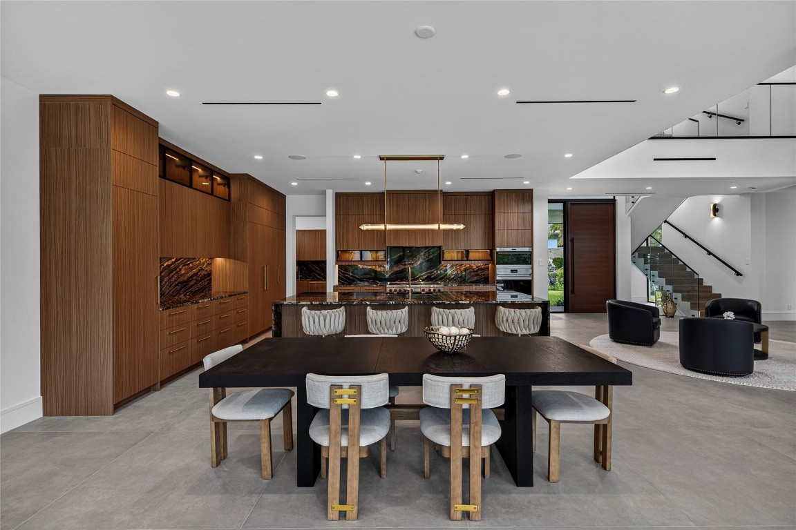 119 N Gordon Fort Lauderdale, FL 33301