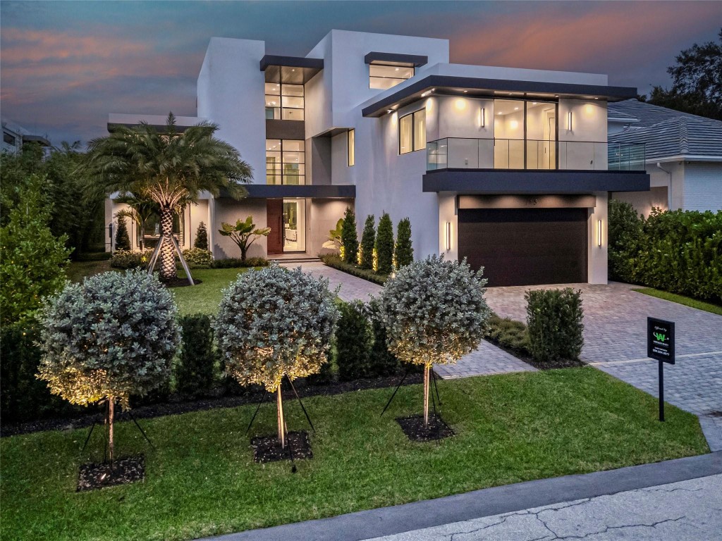 119 N Gordon Fort Lauderdale, FL 33301