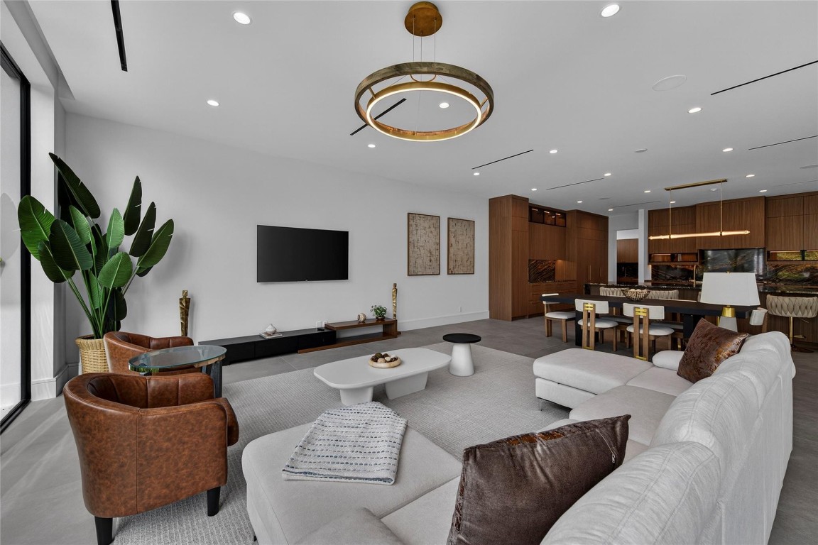 119 N Gordon Fort Lauderdale, FL 33301