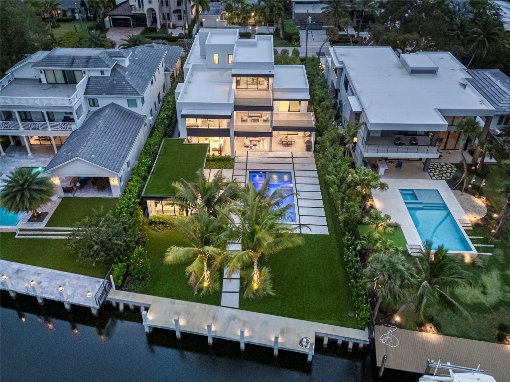 119 N Gordon Fort Lauderdale, FL 33301