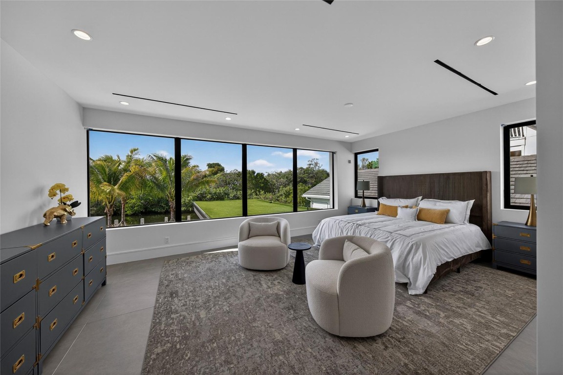 119 N Gordon Fort Lauderdale, FL 33301