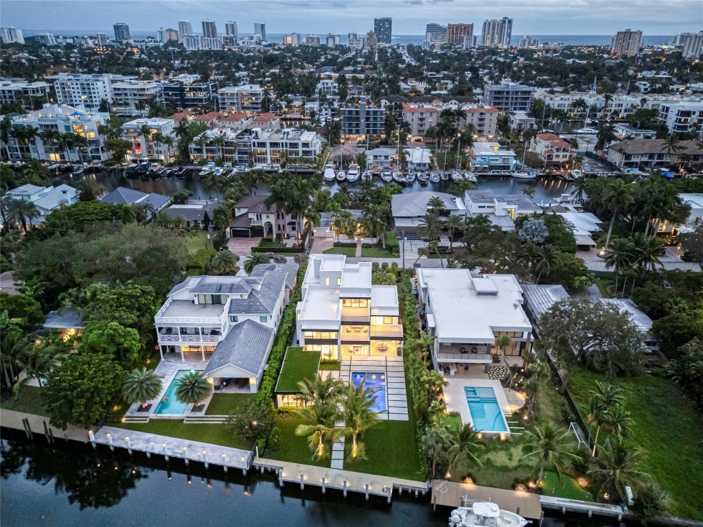 119 N Gordon Fort Lauderdale, FL 33301