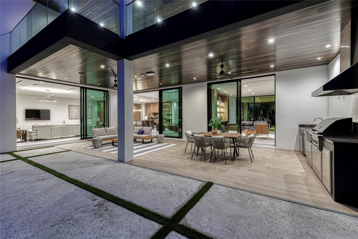 119 N Gordon Fort Lauderdale, FL 33301