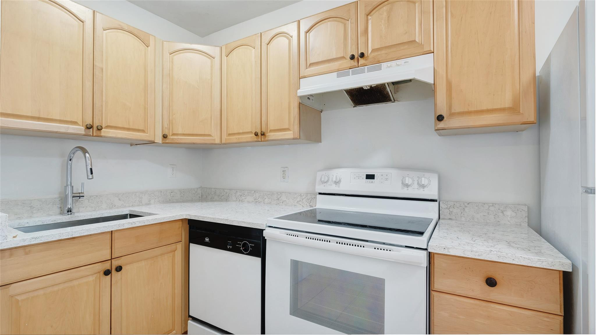 709 SE 15th #1 Fort Lauderdale, FL 33316