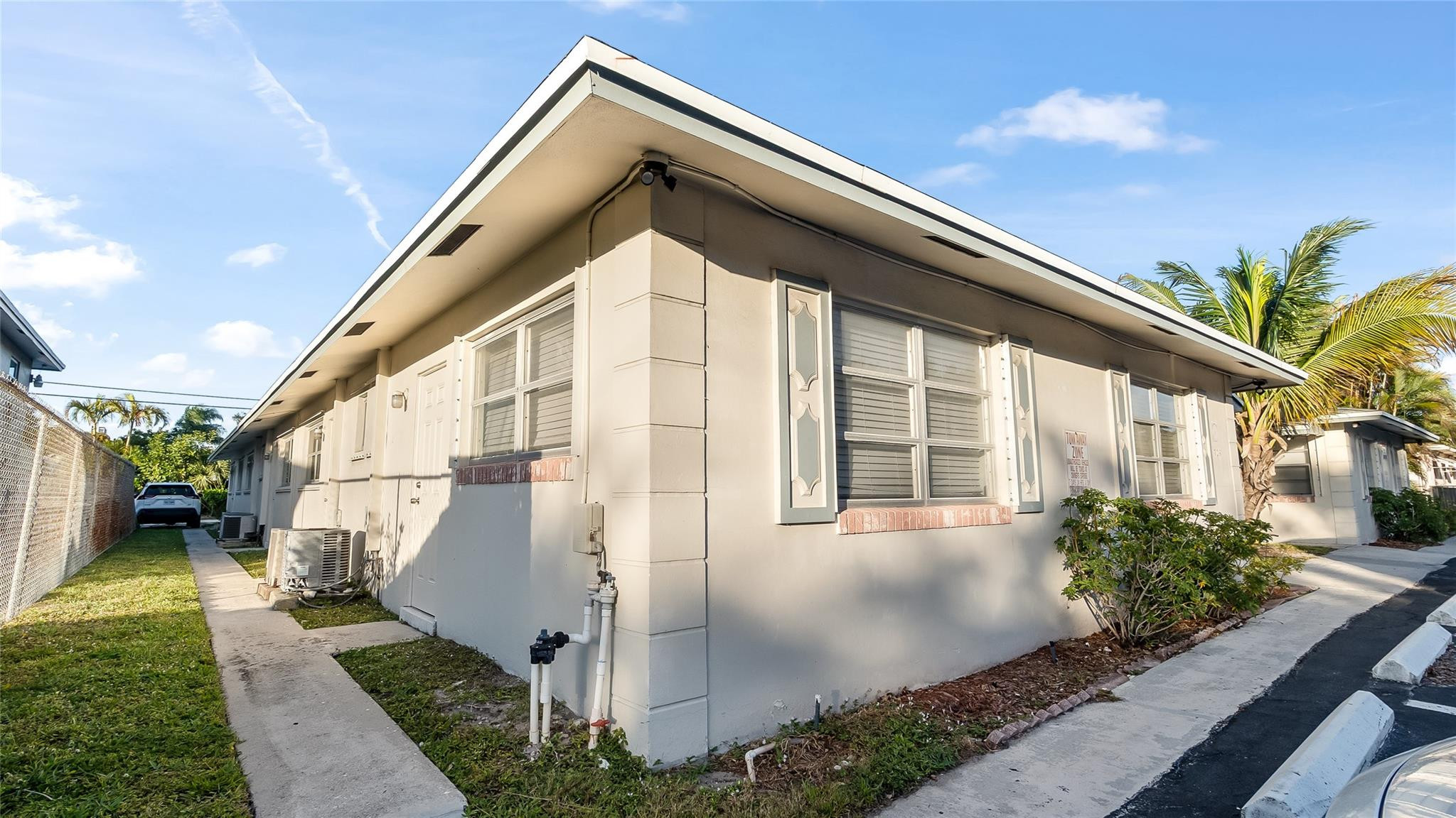 709 SE 15th #1 Fort Lauderdale, FL 33316