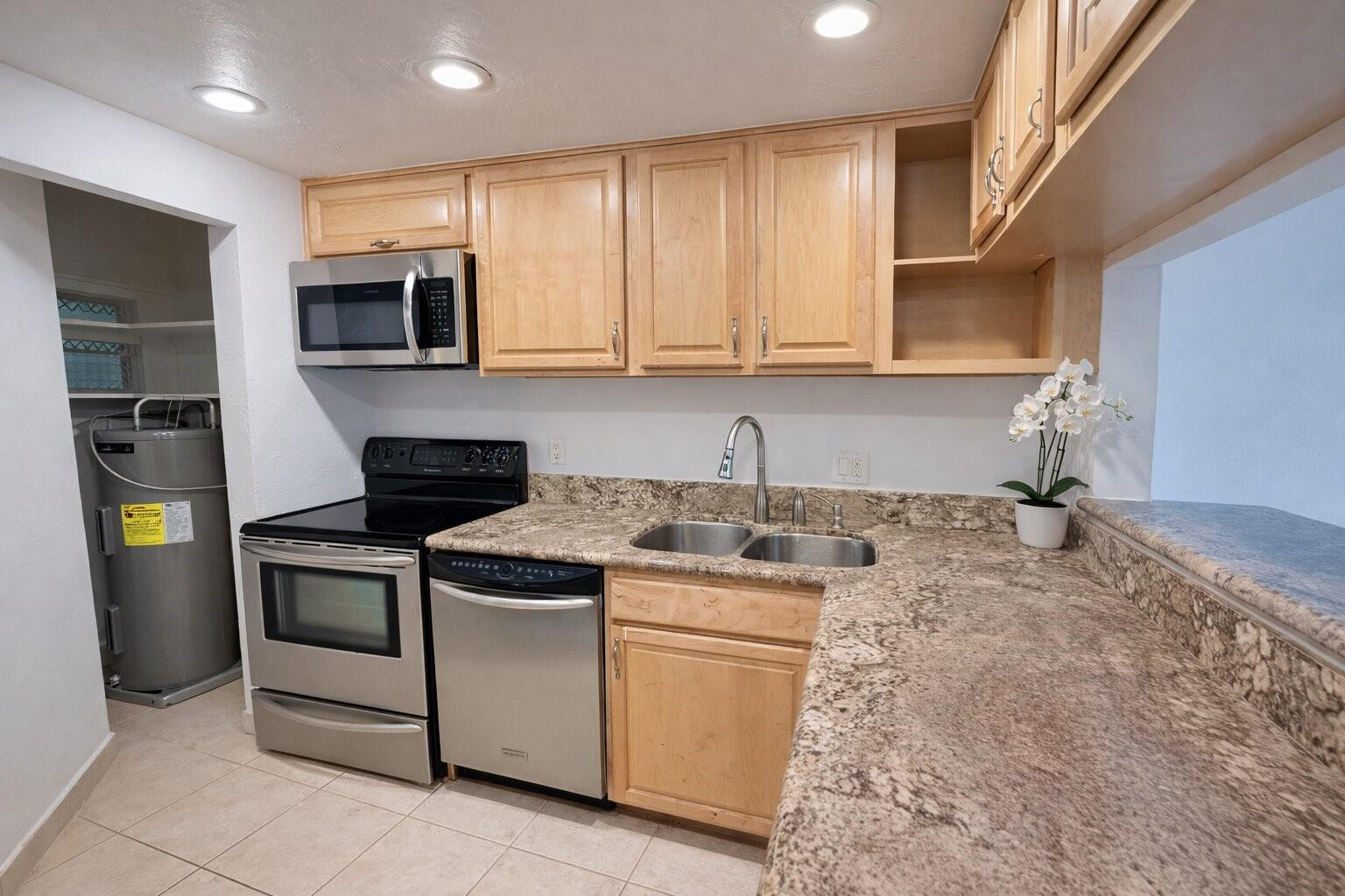 5300 NE 24th #216C Fort Lauderdale, FL 33308