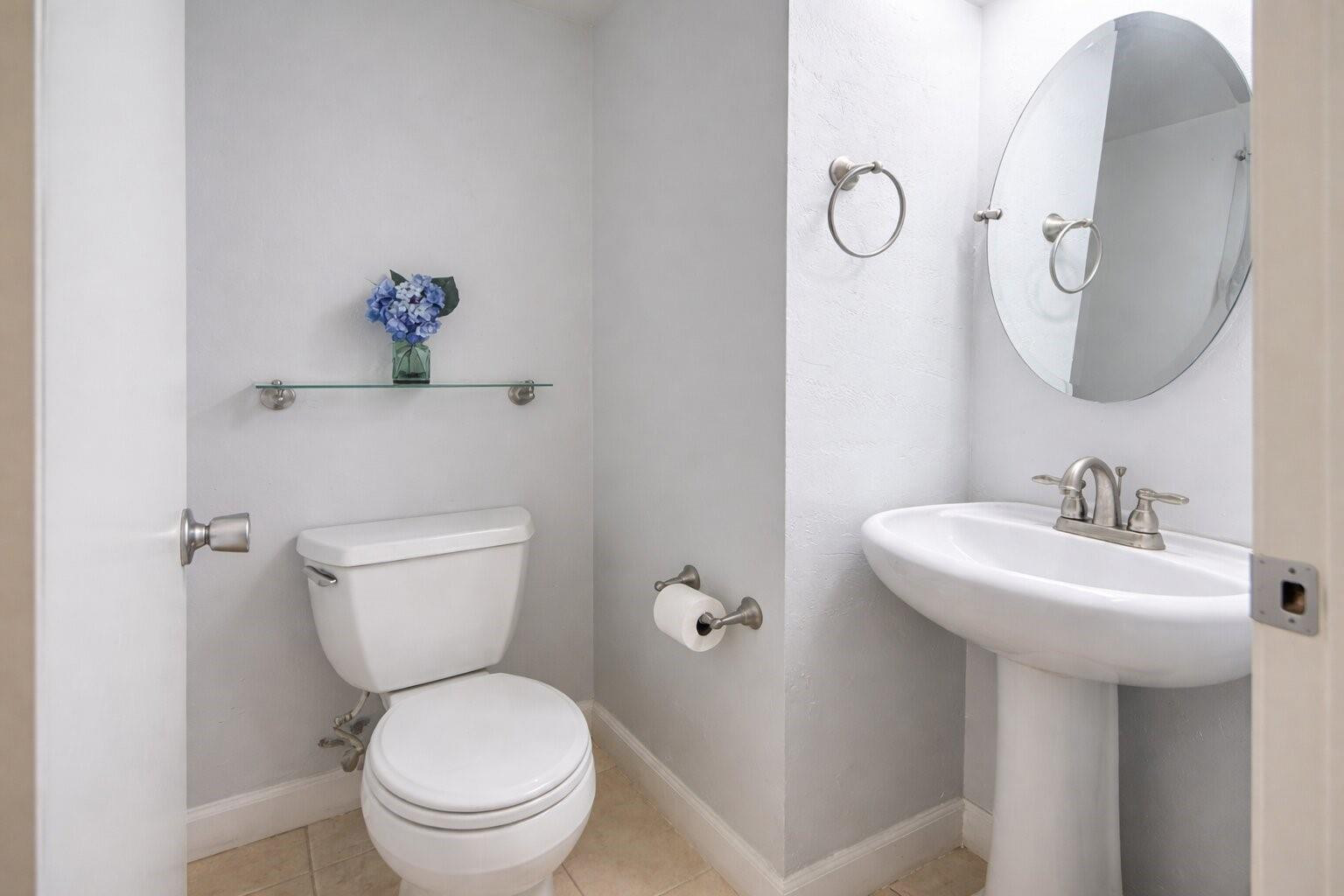 5300 NE 24th #216C Fort Lauderdale, FL 33308