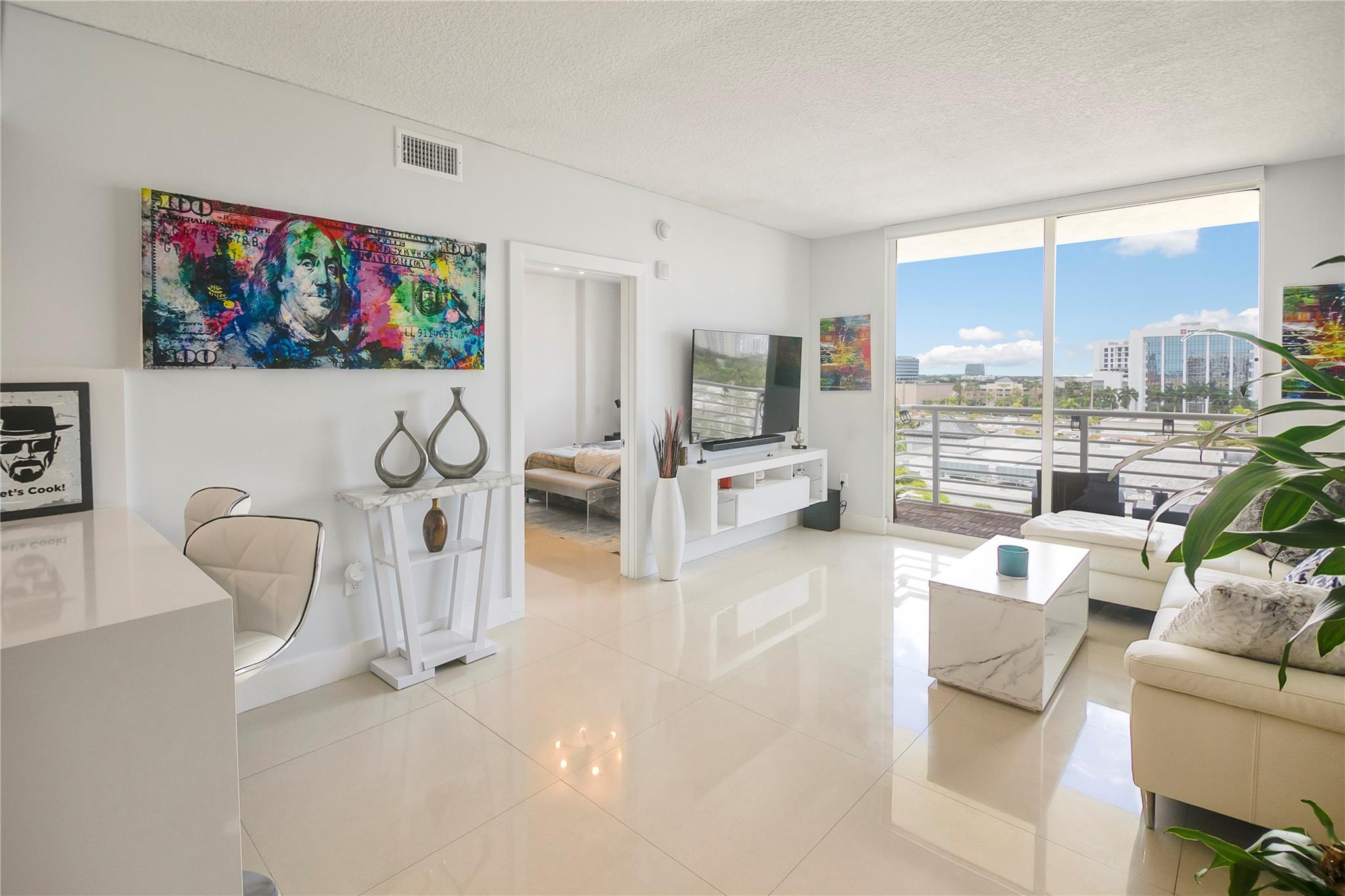 image The Venture at Aventura11