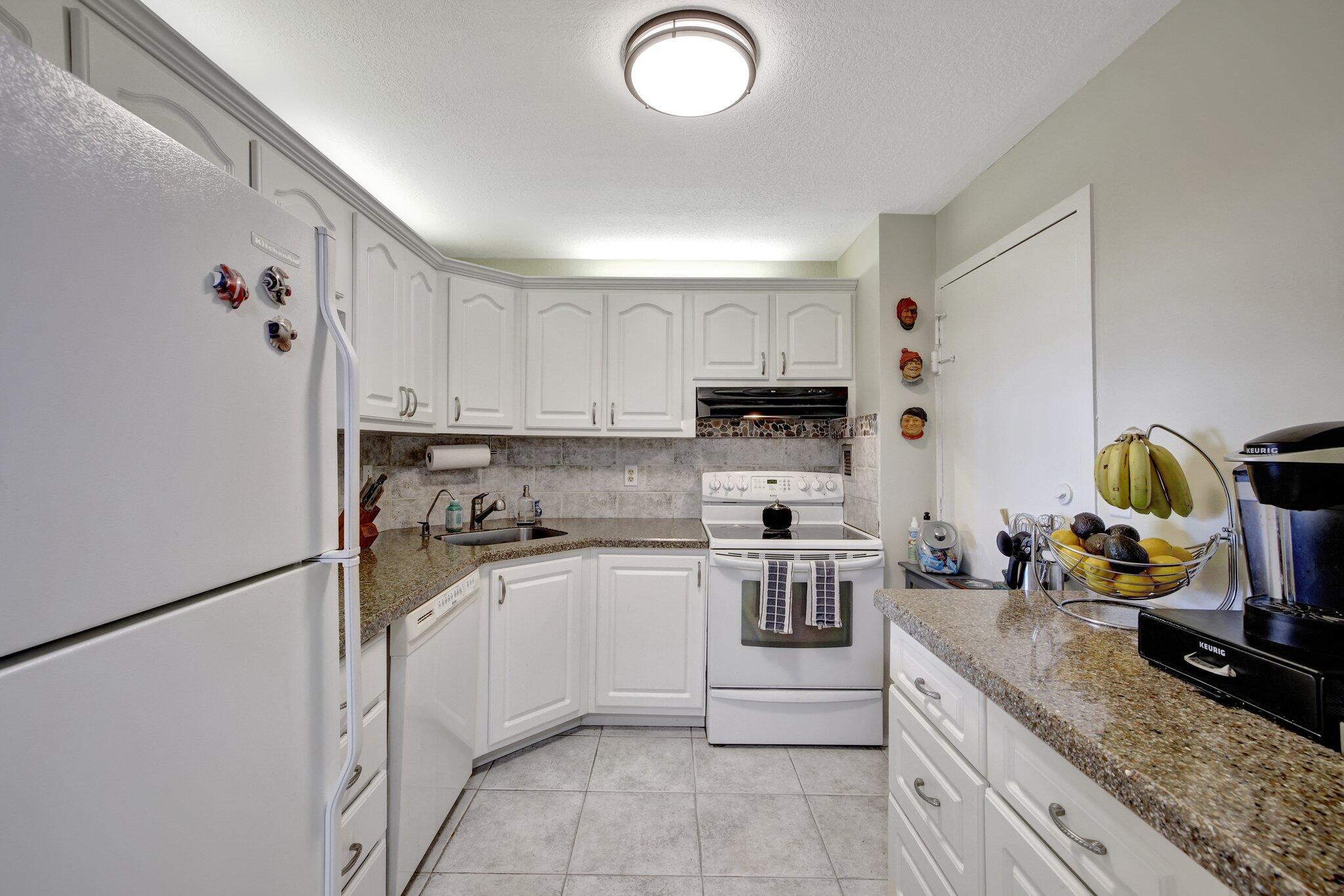 3015 N Ocean Blvd #17b,Fort Lauderdale, FL 33308