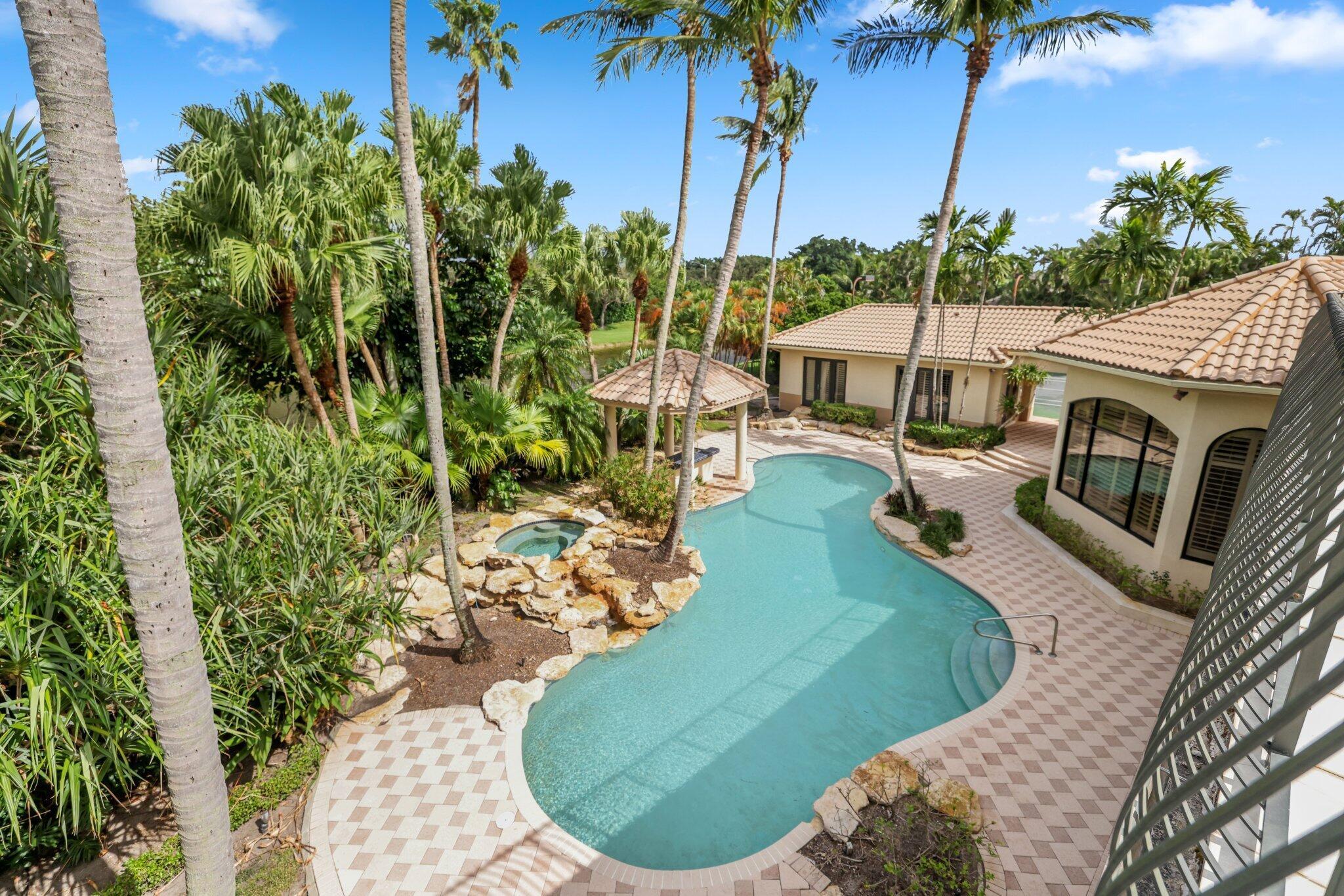 18800 Long Lk Dr Boca Raton, FL 33496