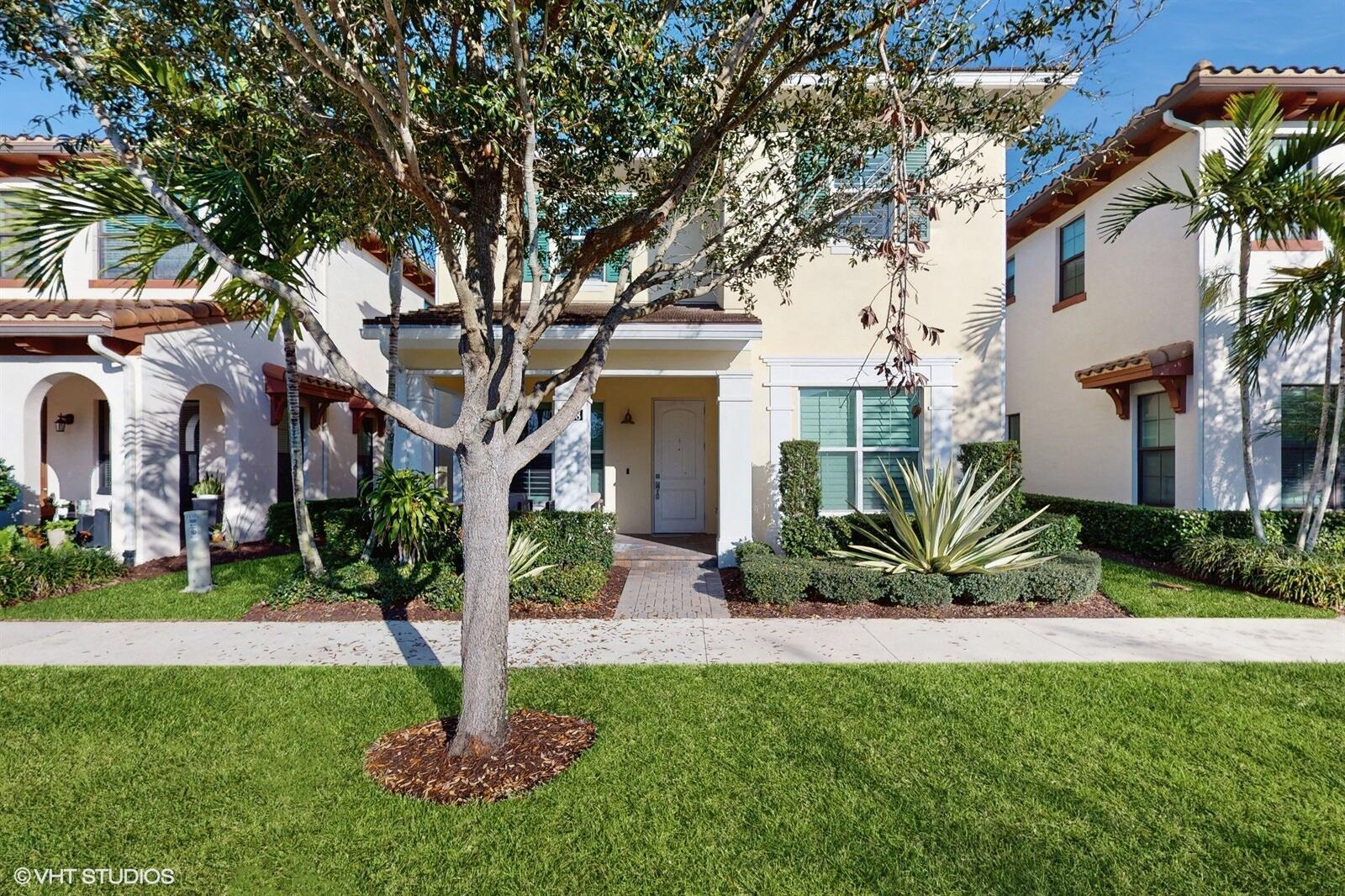 2098 Dickens Ter,Palm Beach Gardens, FL 33418