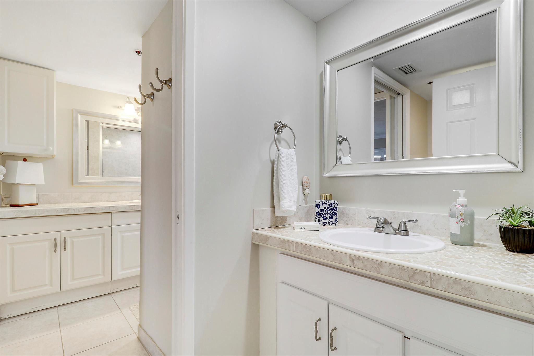 275 Palm Ave #A406 Jupiter, FL 33477