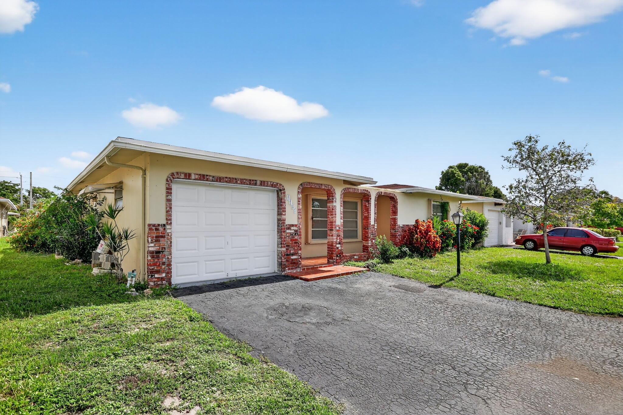 1141 NW 48th Pl