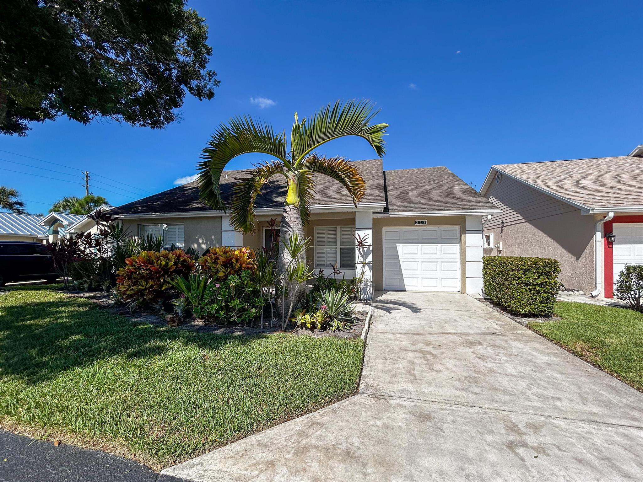 312 NW Tuscany Ln