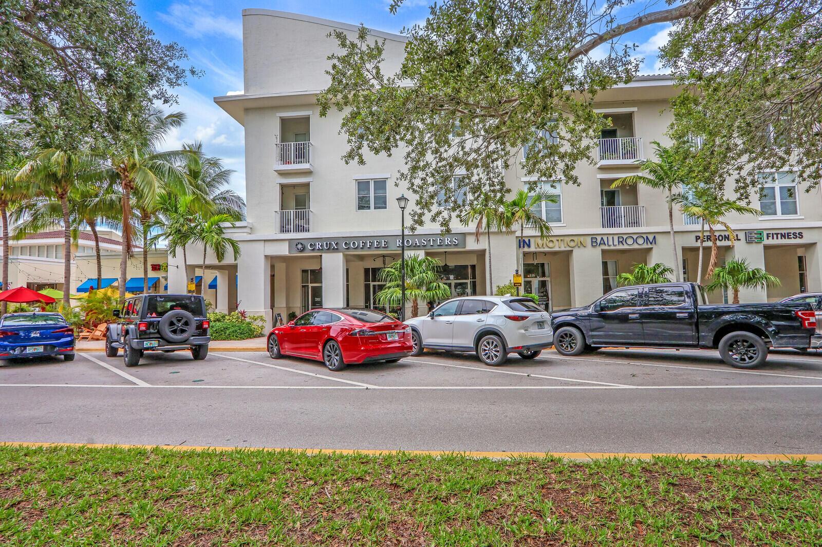 1155 Main St #216