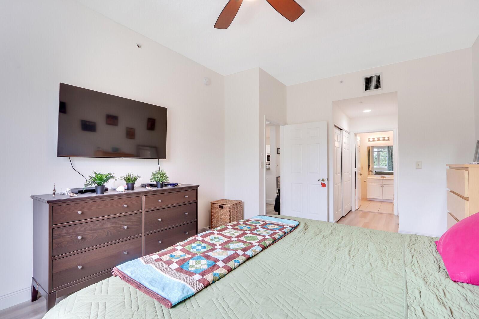 1155 Main St #216 Jupiter, FL 33458