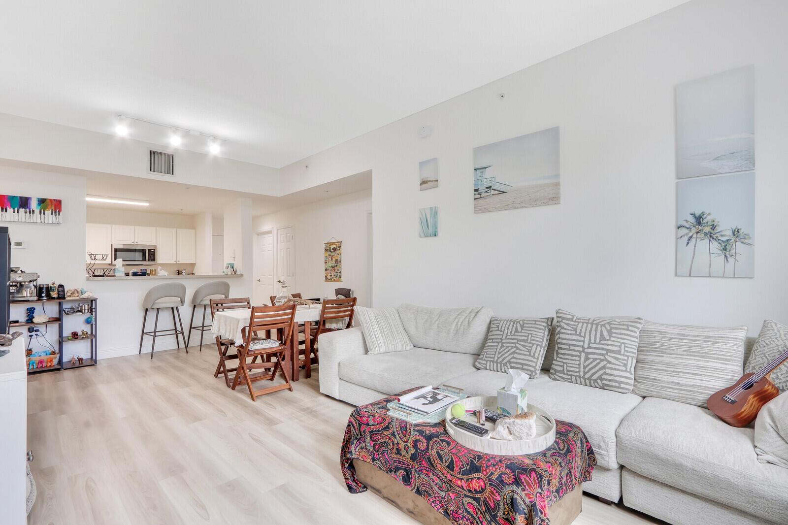 1155 Main St #216 Jupiter, FL 33458