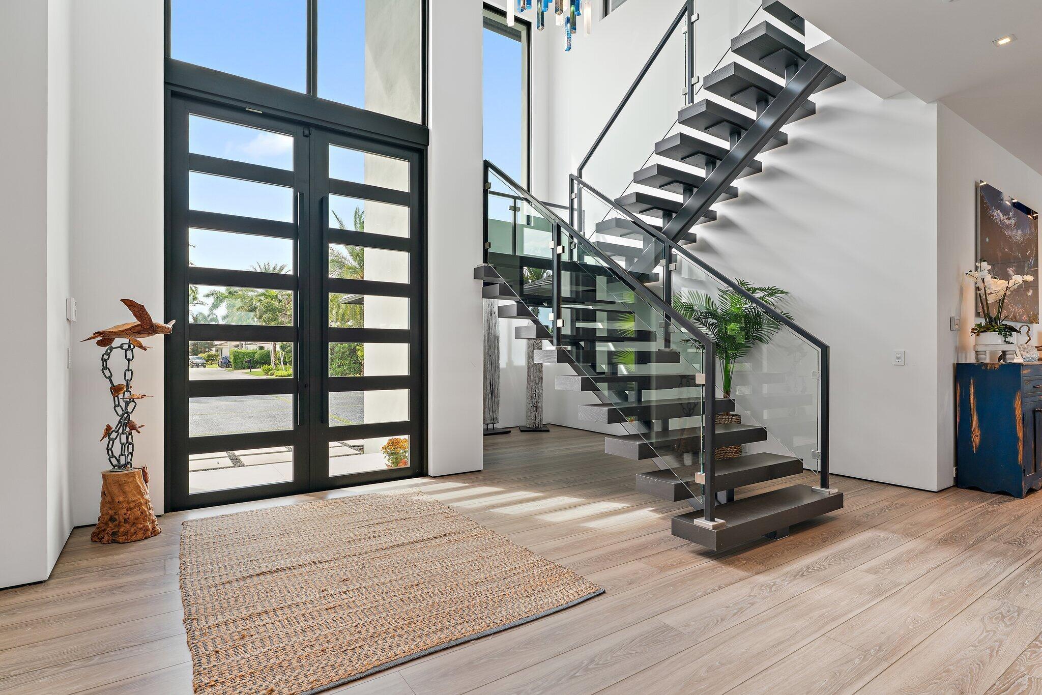 18941 SE Reach Is Ln Jupiter, FL 33458