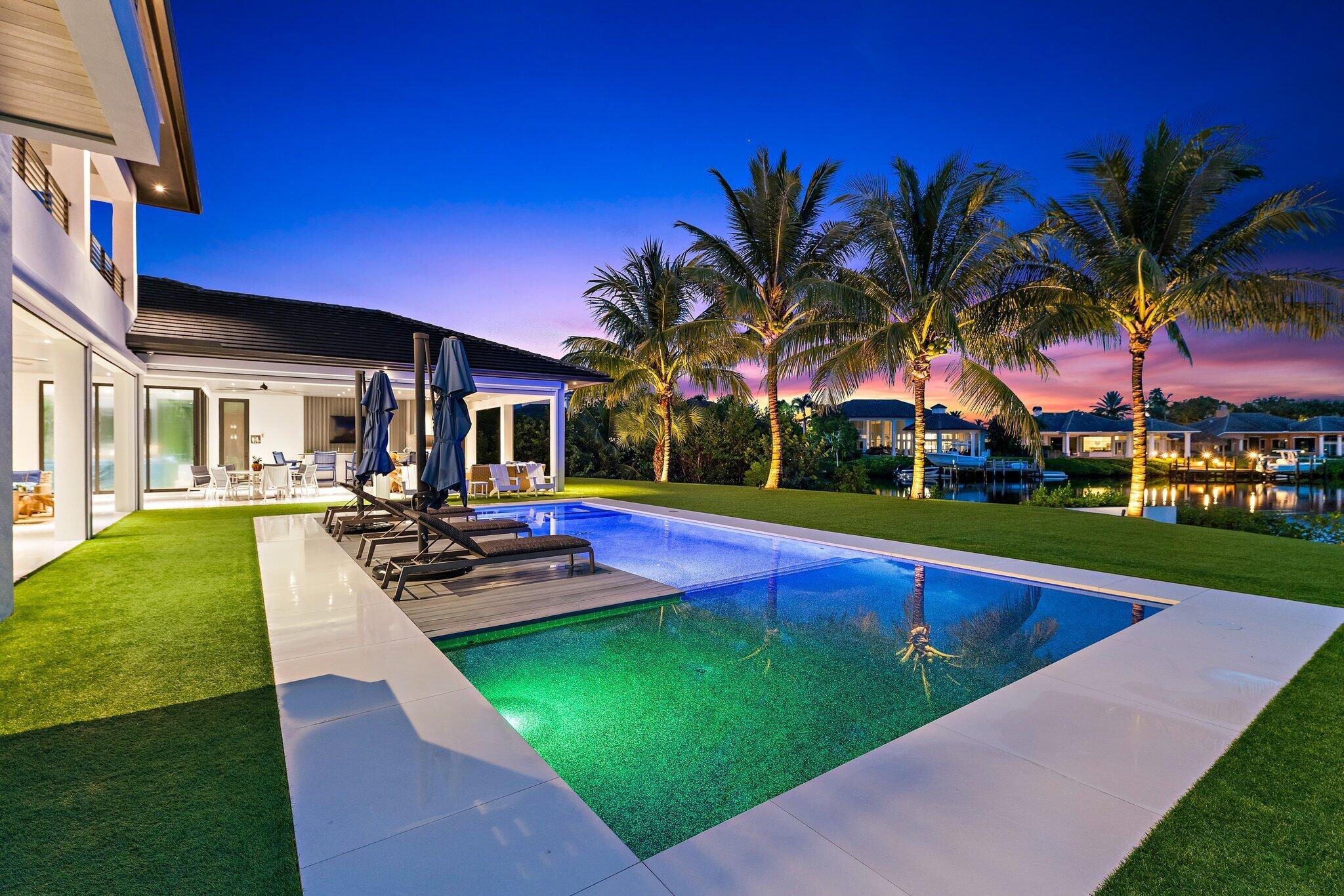 18941 SE Reach Is Ln Jupiter, FL 33458