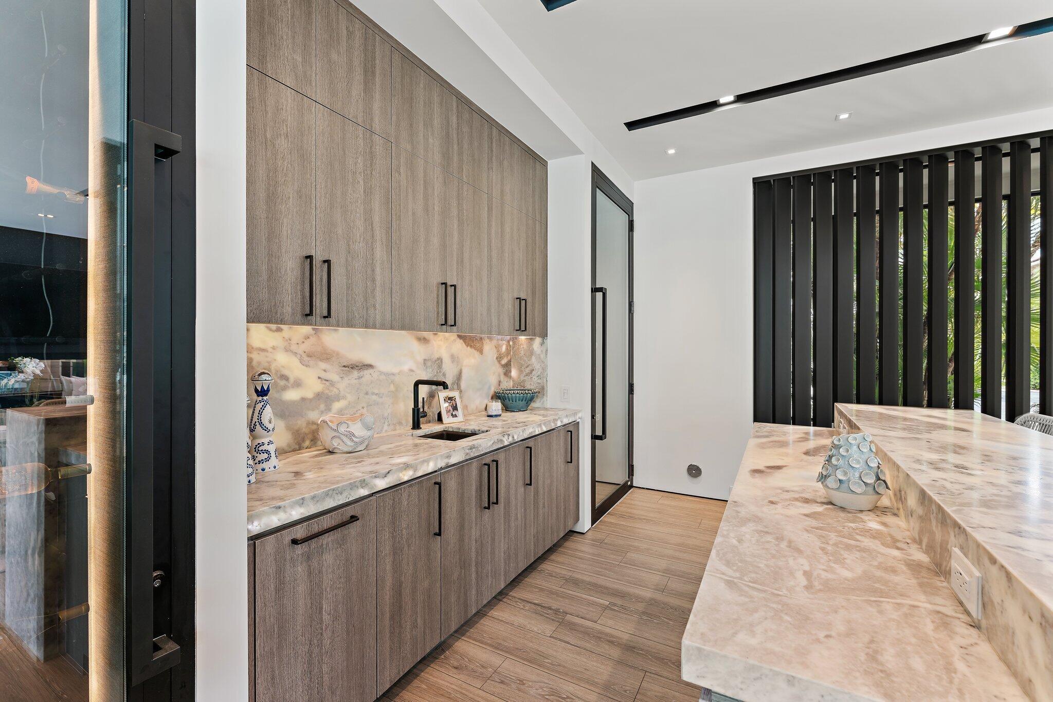 18941 SE Reach Is Ln Jupiter, FL 33458