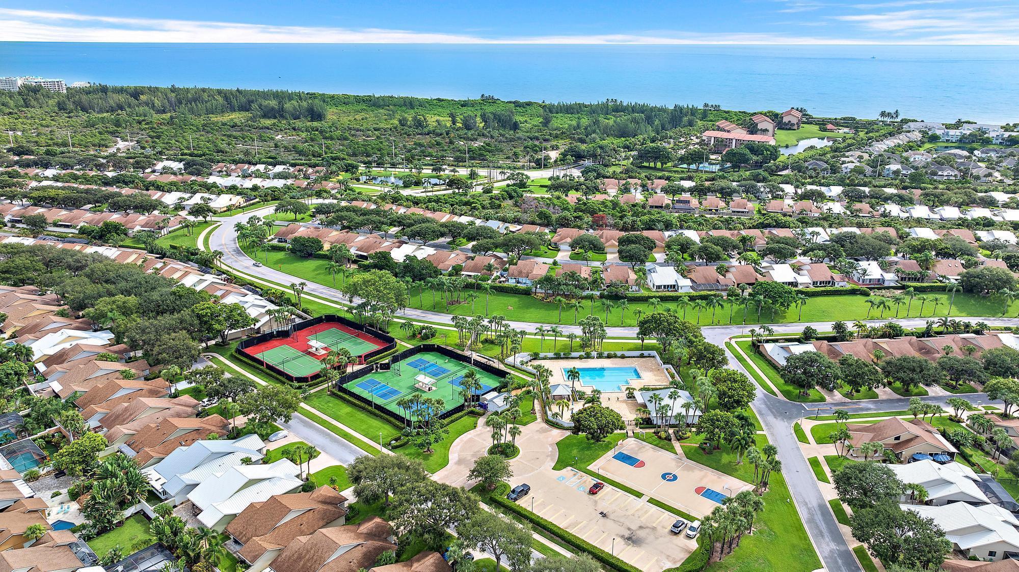 2902 29th Ct Jupiter, FL 33477