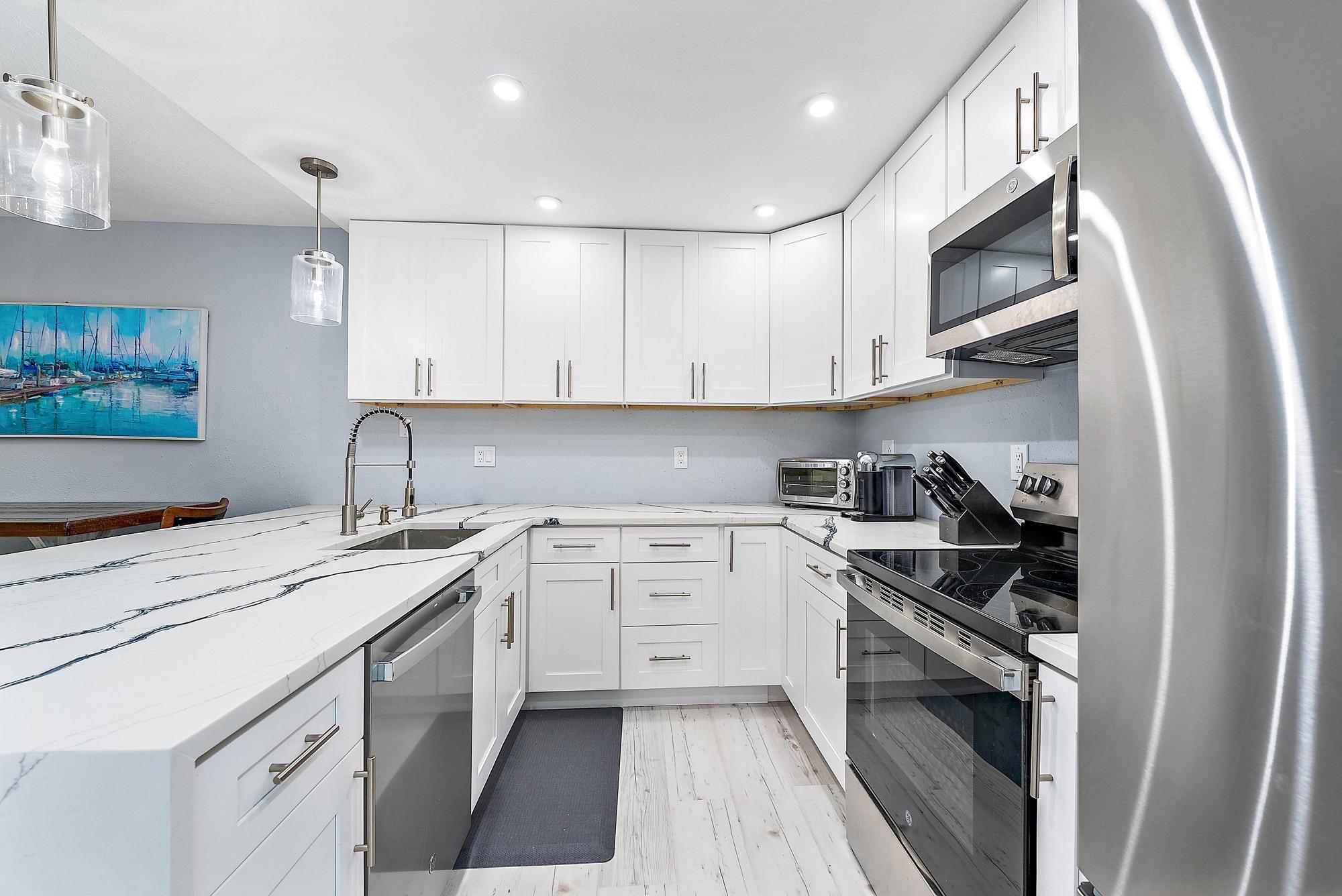 2902 29th Ct Jupiter, FL 33477