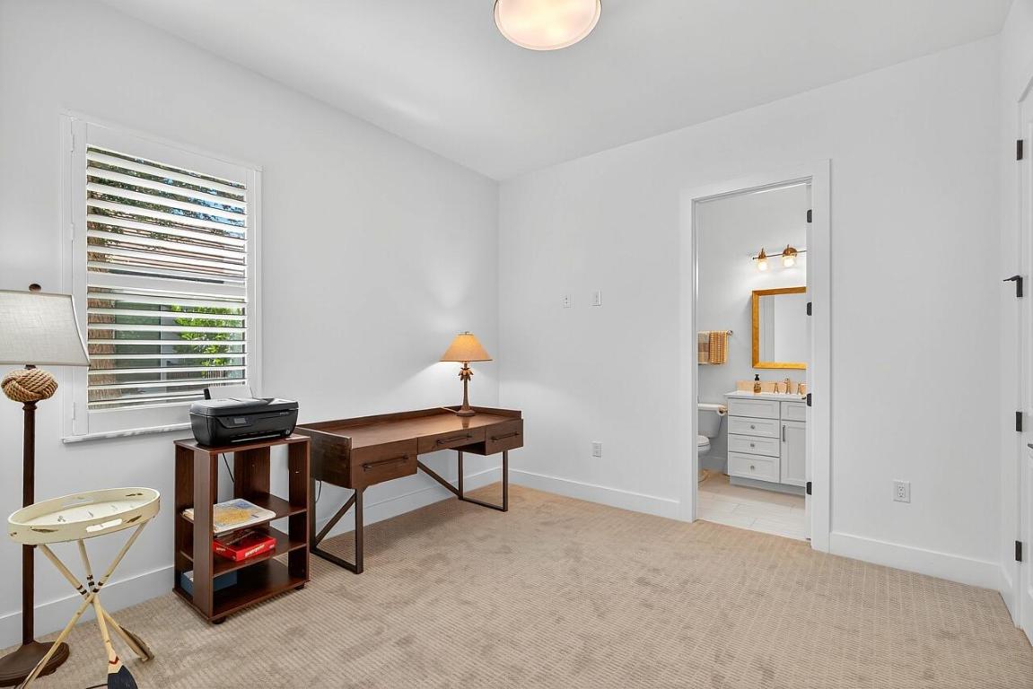 425 Holly Vero Beach, FL 32963