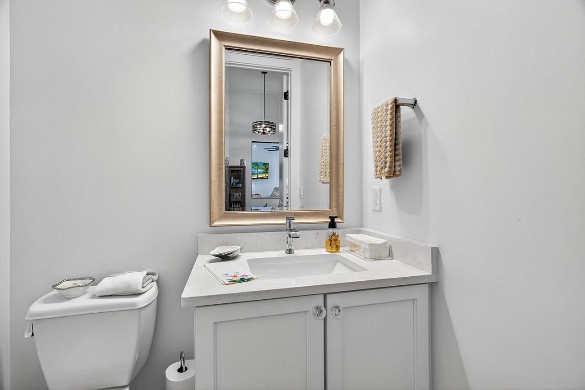 425 Holly Vero Beach, FL 32963