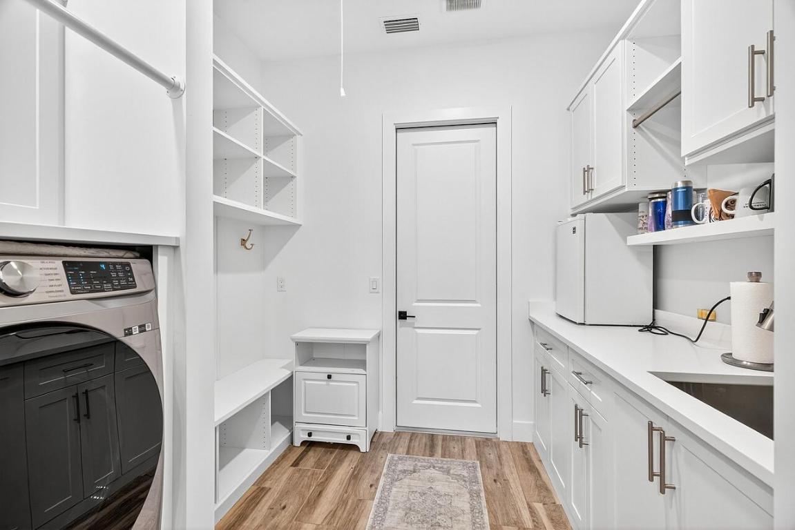 425 Holly Vero Beach, FL 32963