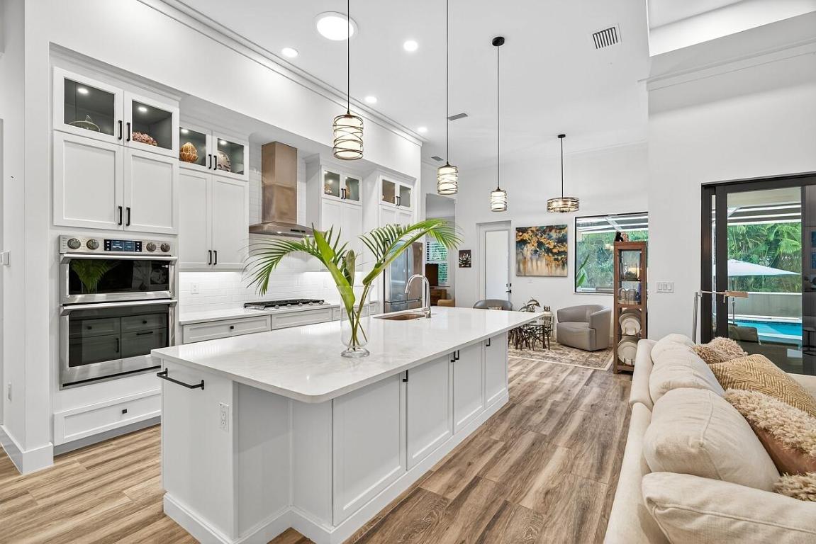 425 Holly Vero Beach, FL 32963